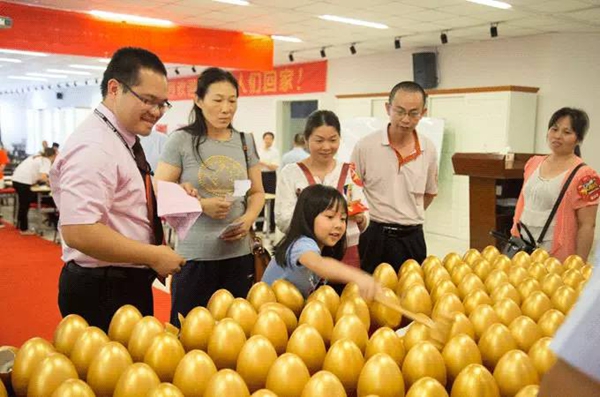 韩丽橱柜工厂团购会，万人疯抢火爆落幕！ 