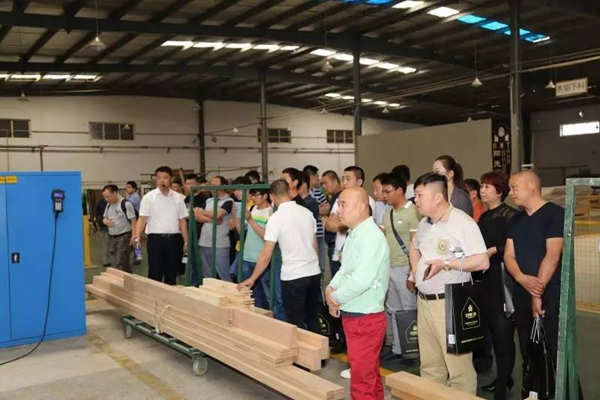 “宏明泰”门窗“打造冠军专卖店”培训学习圆满成功 