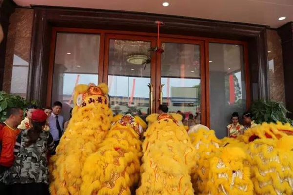 现场直播：帝奥斯门窗科技园乔迁庆典