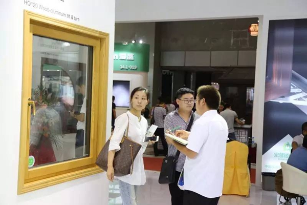 宏明泰门窗广州建博会现场报道