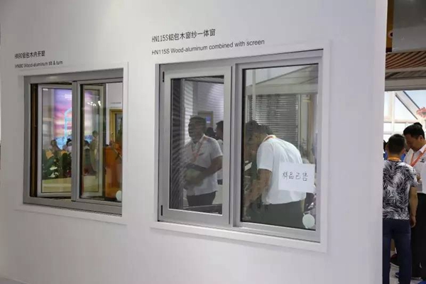 宏明泰门窗广州建博会现场报道