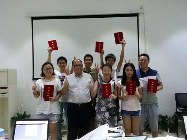 伊百丽勇夺“投资潜力品牌”！
