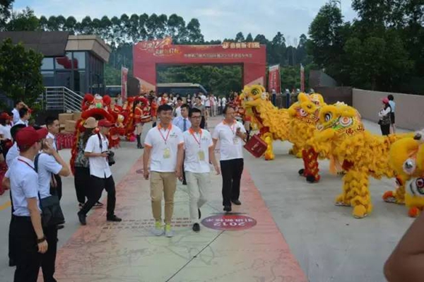 现场直播：帝奥斯门窗科技园乔迁庆典