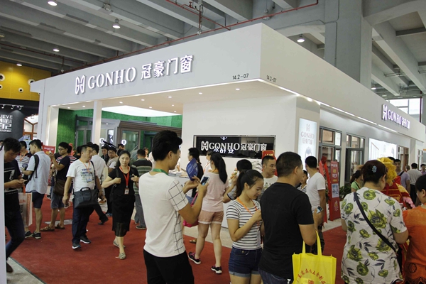 冠豪门窗：提升终端，打造品牌