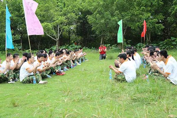 帝奥斯门窗勇者之师户外拓展培训圆满结束