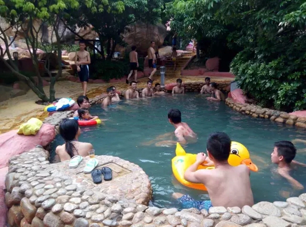 御皇贵族门窗“仙境”古兜温泉之旅 御皇贵族门窗“仙境”古兜温泉之旅