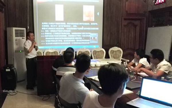 万仕达商学院：第一期驻店设计师培训班正式开班
