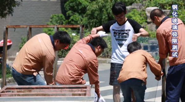 实验告诉你，钢化玻璃在什么情况下容易自爆？