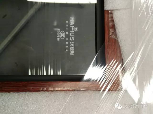 实验告诉你，钢化玻璃在什么情况下容易自爆？