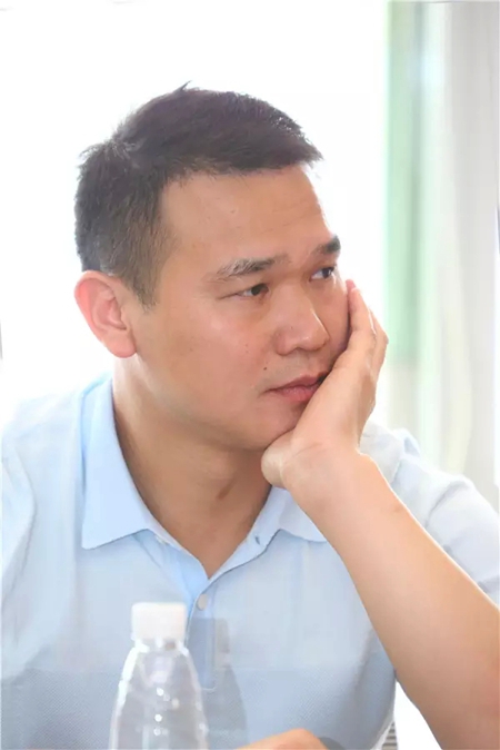 美多裕门窗总经理林龙智出席佛山门窗情扶贫助学协会筹备会