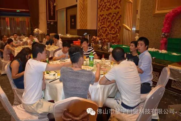 慧宁与你一路同行!--记2016年慧宁门窗清远古龙峡漂流 慧宁与你一路同行!--记2016年慧宁门窗清远古龙峡漂流