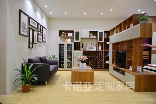 隔断就该这样设计，让家更亮更大！