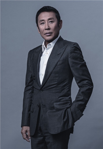 他来啦——陈道明代言尚品本色木门! 他来啦——陈道明代言尚品本色木门!