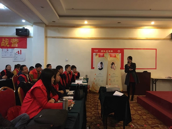 卡诺亚培养“销售+设计复合型终端人才”有道