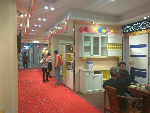 热烈庆祝维柏诗衣柜进驻东莞店 热烈庆祝维柏诗衣柜进驻东莞店