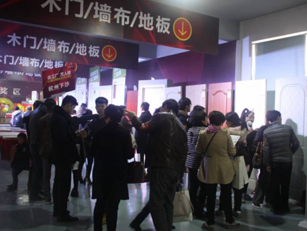 金迪木门：辉煌30年“去工厂 万人抢”首届团购会圆满结束！