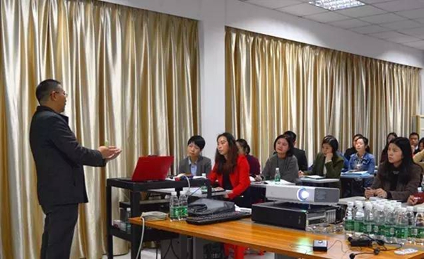 罗兰西尼门窗用“十大品牌荣誉”为2016完美收官! 罗兰西尼门窗用“十大品牌荣誉”为2016完美收官!