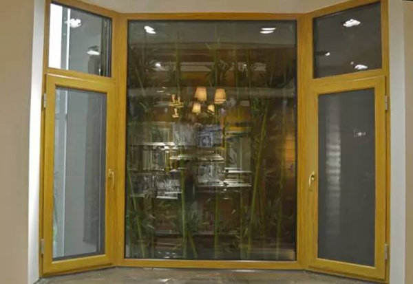 罗兰西尼门窗用“十大品牌荣誉”为2016完美收官! 罗兰西尼门窗用“十大品牌荣誉”为2016完美收官!