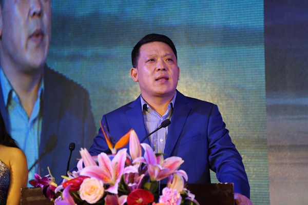 “铸舰2017” 亚丹2017年度全国经销商大会隆重召开