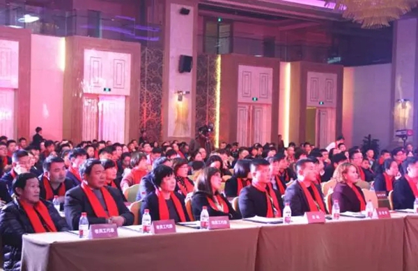 木门东方 :吐纳芳华,2017金迪木门,从心出发! 木门东方 :吐纳芳华,2017金迪木门,从心出发!
