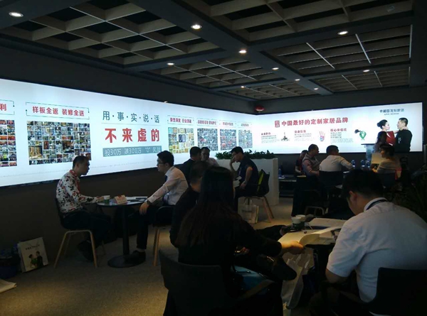 卡诺亚亮相广州定制家居展，开幕首日惊艳全场