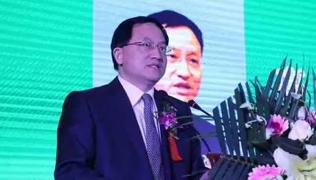 金迪集团董事长王永虎先生荣获“2017年中国木门行业年度人物”奖项！ 