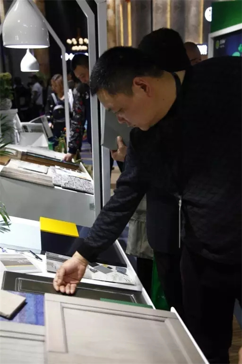 华润涂料为您开启“生态＆色彩”之旅——深圳家具展现场直击