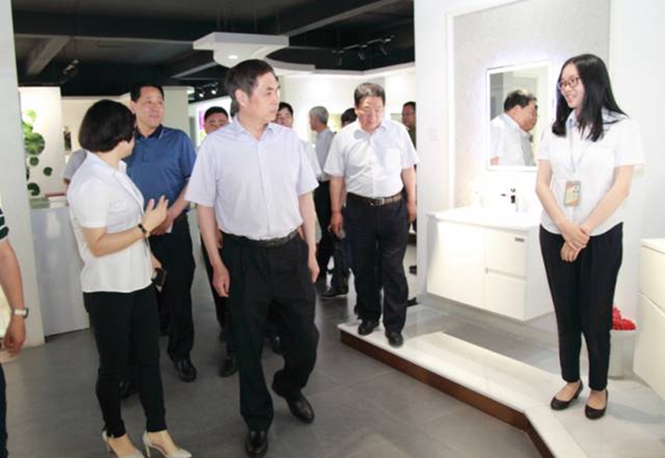 国家工商总局领导莅临浙江金迪控股集团有限公司参观考察！