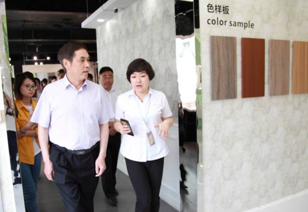 国家工商总局领导莅临浙江金迪控股集团有限公司参观考察！