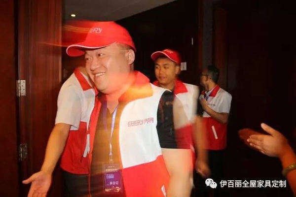 战狼出击：伊百丽首届私董会暨长沙店业绩倍增观摩分享会