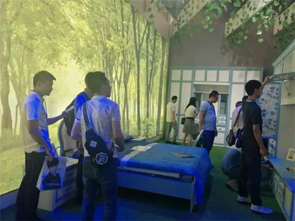 亚丹生态定制家居亮相成都,环保领导品牌拓展西部战略 亚丹生态定制家居亮相成都,环保领导品牌拓展西部战略
