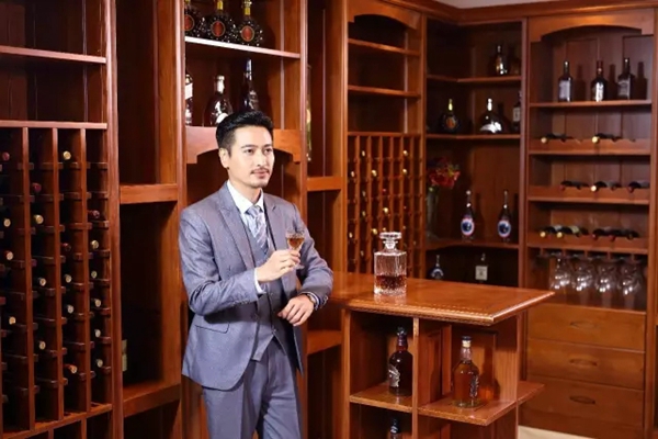 我有18种美貌，惊艳你！
