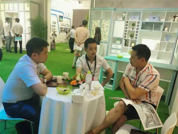 亚丹生态定制家居亮相成都,环保领导品牌拓展西部战略 亚丹生态定制家居亮相成都,环保领导品牌拓展西部战略