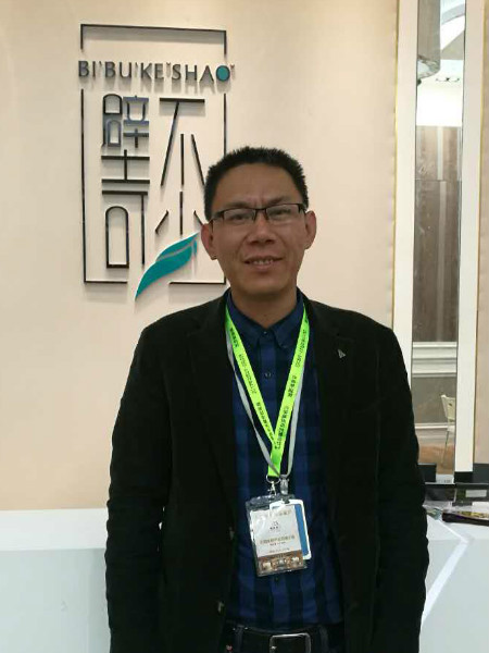 小轩窗：全面布局无缝墙布，完成多品牌、分专业的品牌布局