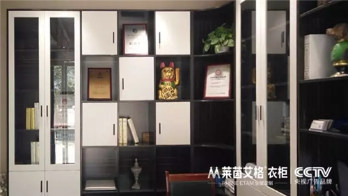莱茵艾格名店展示——陕西蓝田专卖店 莱茵艾格名店展示——陕西蓝田专卖店