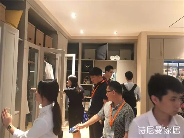 诗尼曼演绎居家生活方式，引领大家居定制新风潮