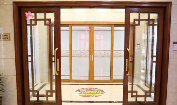 御皇贵族门窗肇庆四会旗舰店火爆开业 御皇贵族门窗肇庆四会旗舰店火爆开业