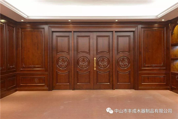 丰成帝纳 | 实木背景墙，让家的格局更美！！