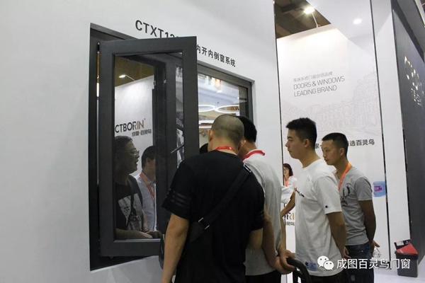 成图百灵鸟高端系统门窗，与你分享夏季阳光房降温方法
