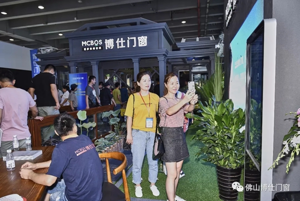 博仕门窗顺利征战2018广州建博会！