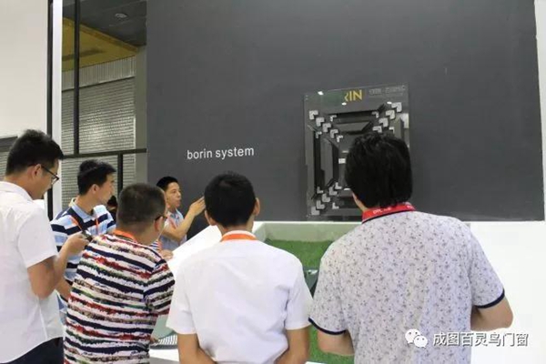 成图百灵鸟：系统门窗怪不得辣么火，性能比普通门窗高出不止一点点！