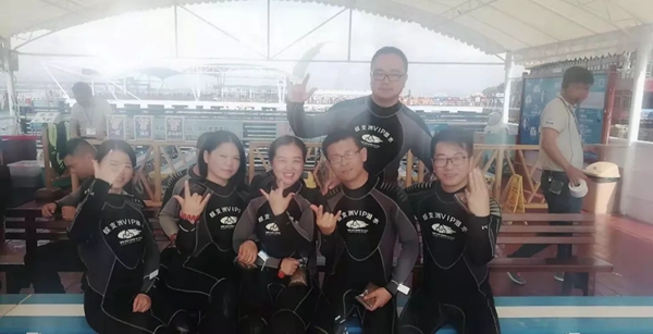 金迪木门|健康中国行，金牌导购游海南