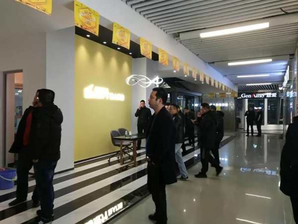 振升颐人门窗旗舰店正式投入试运营！