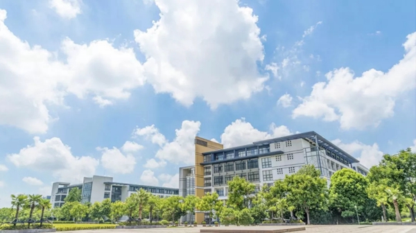 汇明提花墙布联合东华大学启动A+墙布实验室计划！