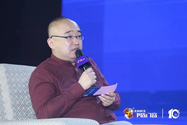 伊盾门窗十周年庆典举行，央视名嘴朱轶受邀参加