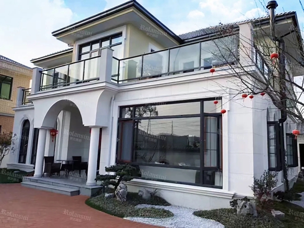 罗兰西尼门窗湖南吉首专卖店贺总：从用户需求出发，切实落实“金管家服务”