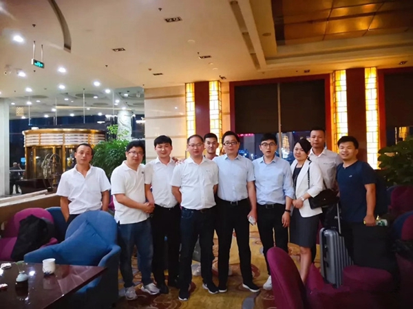 艺龙壁布重庆大区新品发布会圆满结束，品牌2.0时代正式来临