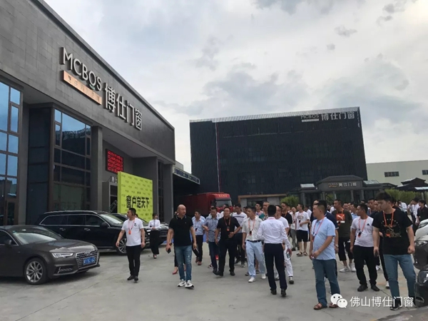 博仕门窗广州建博会荣获“消费者喜爱品牌”殊荣,展会现场签约不断 博仕门窗广州建博会荣获“消费者喜爱品牌”殊荣,展会现场签约不断