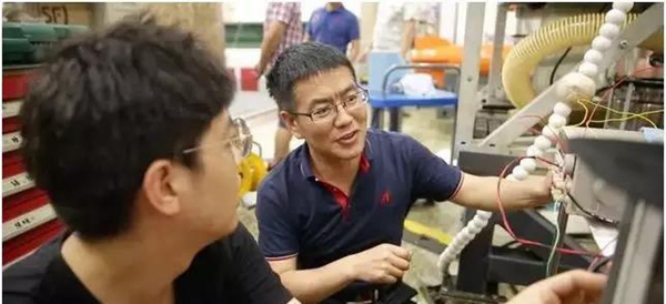 尚品本色X秘密大改造：为沈阳“深潜英雄”打开一扇温馨的门