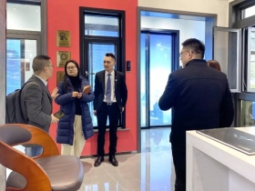 红星美凯龙集团领导一行莅临金致尚品门窗参观指导